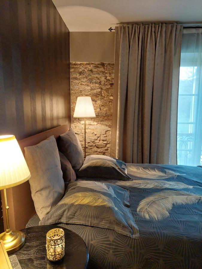 La Chambre Et Le Studio Du Chateau Du Golf De Bernalmont Liege Exterior photo